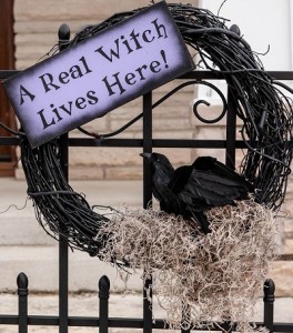 DIY Halloween Wreath-A real witch lives here moss wreath