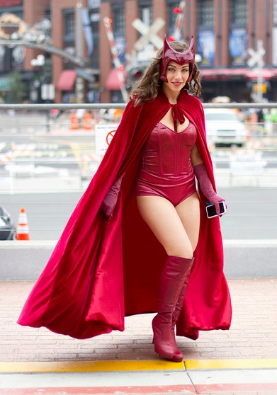 Scarlet Witch Cosplay